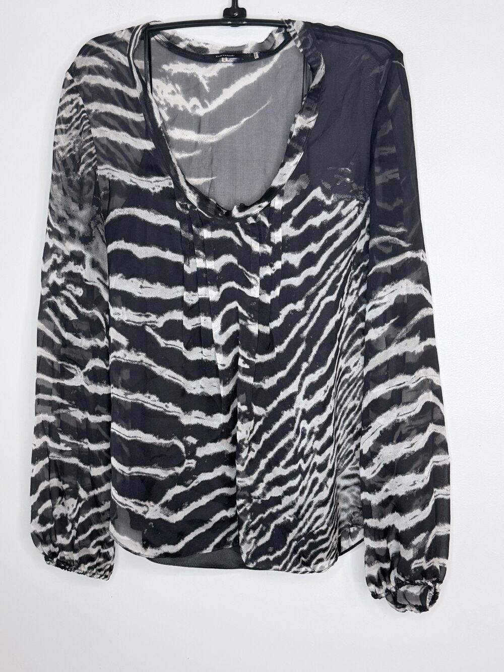 Elie Tahari Blk & White 2 Piece Satin Cami/Chiffon Blouse Size XS